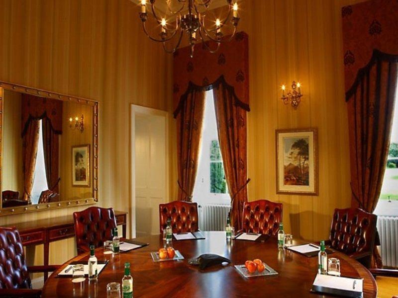 Dalmahoy Hotel & Country Club Kirknewton  Servizi foto
